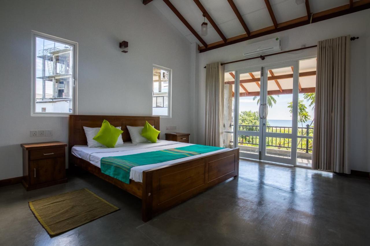 Blue Sands Beach Resort Passikudah Bagian luar foto